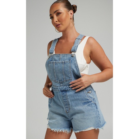ROLLA'S Pants - Rolla’s Original Short Overalls in Stevie Mid Vintage Denim Sz 31 NWT MSRP $149